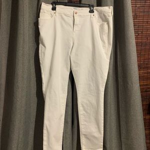 White old navy sweet heart jeans